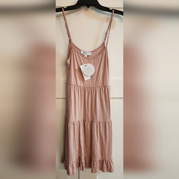 Pink Rose juniors adjustable strap dress. Size Small.  Nwt - Picture 1 of 2